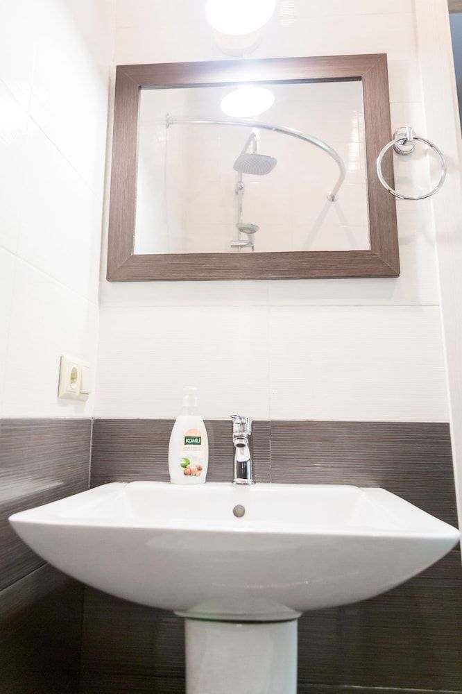 Gallery Hostel Tbilisi Design Room 4