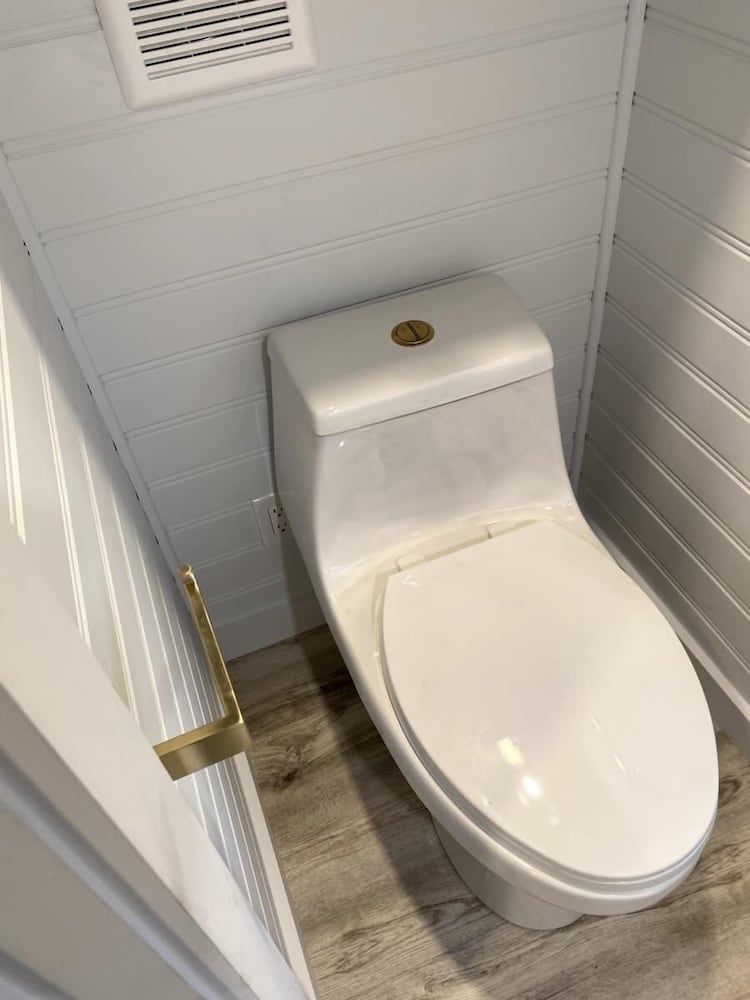 BV Overlook Camp & Lodging Belford Tiny Home 4