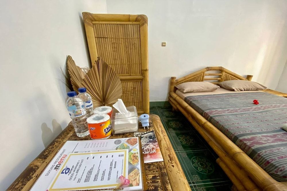 Duyung Rooms and Resto Standard Double Room with AC 3