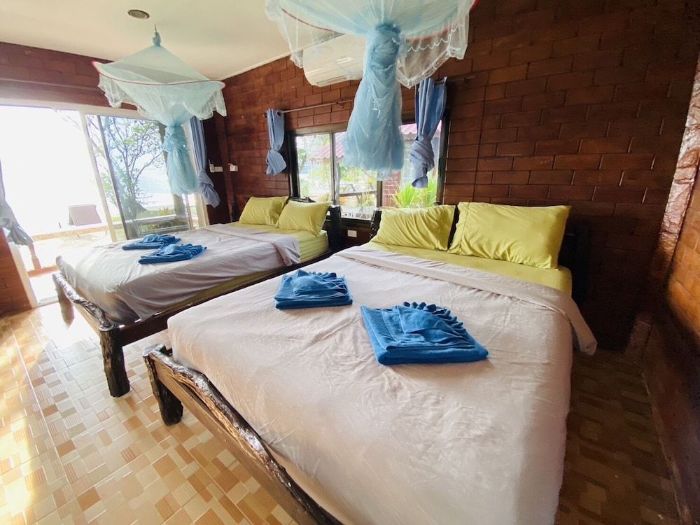 I-Lay House Koh Kood Triple Room with Sea View