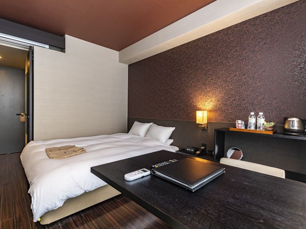 Tabist KIYOMIZU Gion Double Room (Non-Smoking) 3