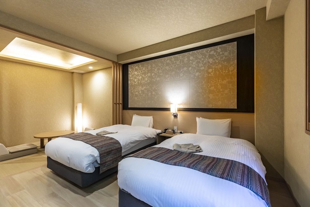 Tabist KIYOMIZU Gion Quadruple Room - Japanese Western style (Non-Smoking) 8