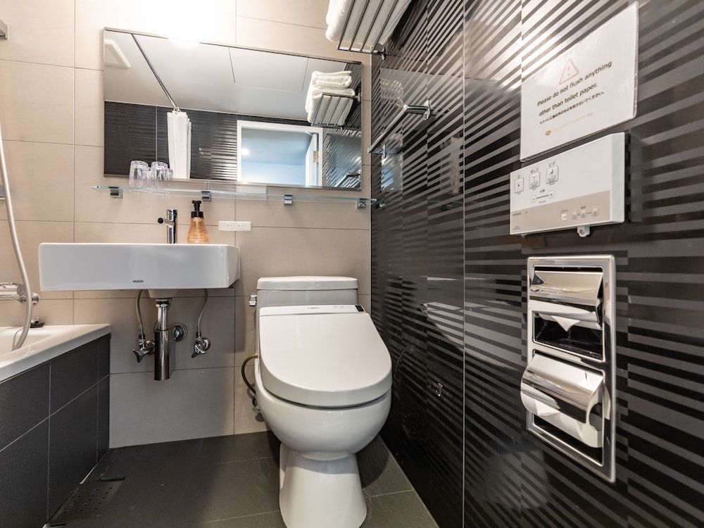 Tabist KIYOMIZU Gion Twin Room (Non-Smoking) 15