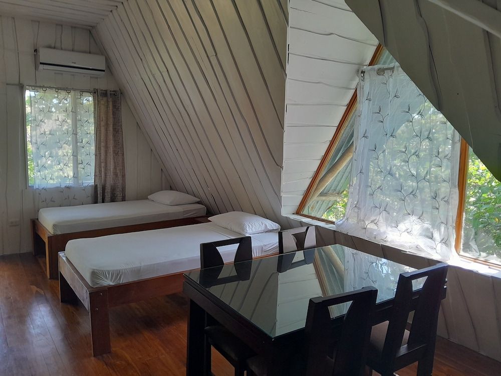Ostional Turtle Lodge Family Tree House 9