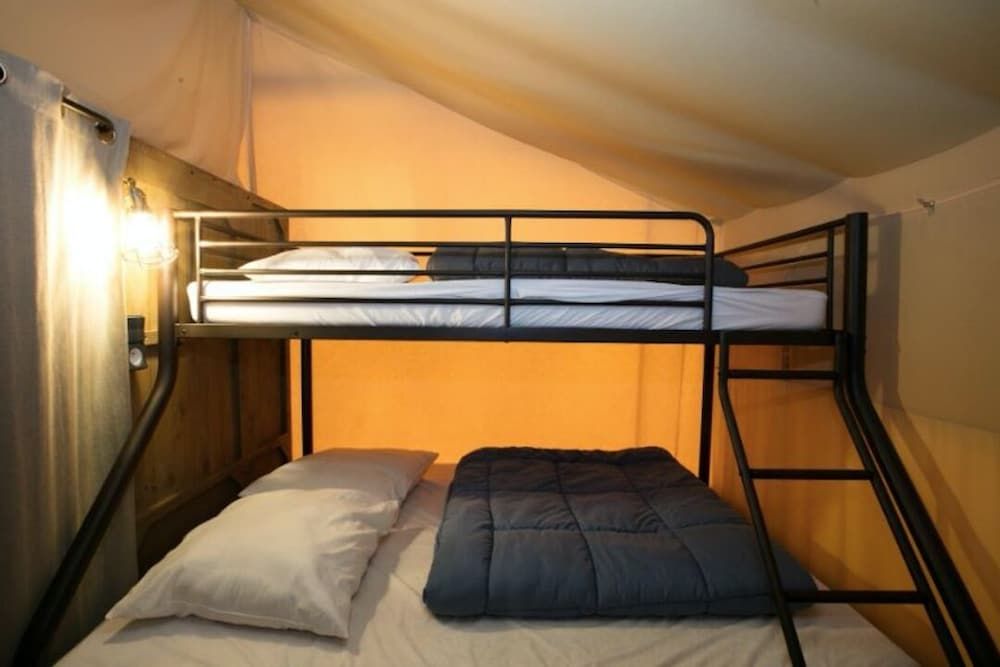 Premium Tent