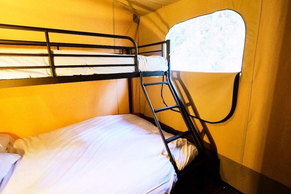 Premium Tent