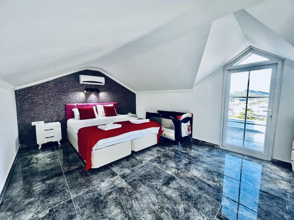 undefined Inviting 3-bedrooms Villa in Ovacik Fethiye Mugla 8