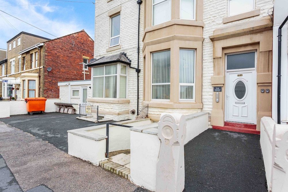 undefined Cherry Property - Kiwi Suite 2