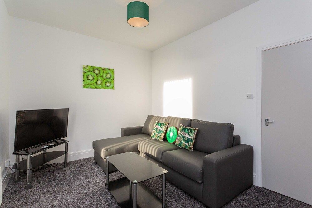 undefined Cherry Property - Kiwi Suite 4