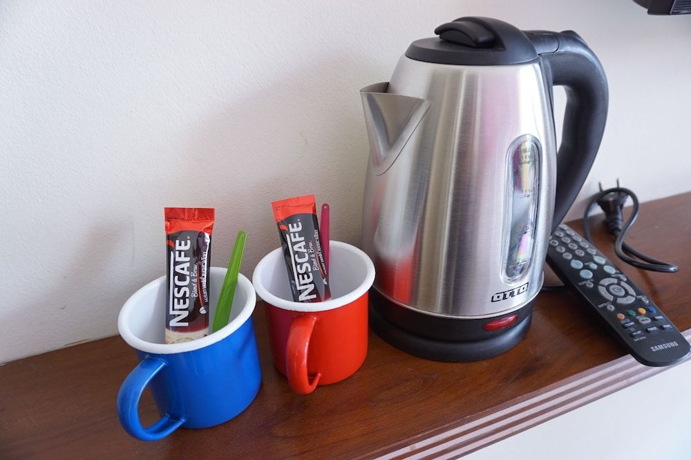 The Pho Thong Phuket Deluxe Triple Room 6