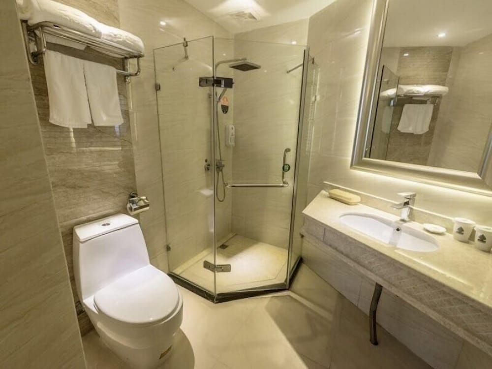 Greentree Inn Shenzhen Futian Suite 3