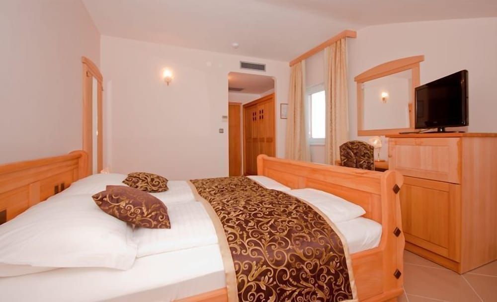 Economy Double Room, 1 Double Bed