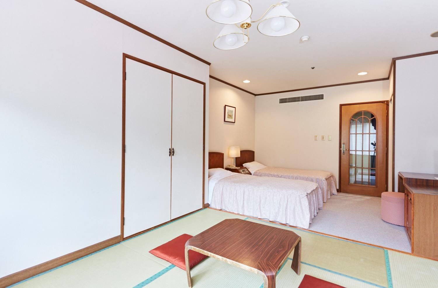 Standard Room with Tatami Area