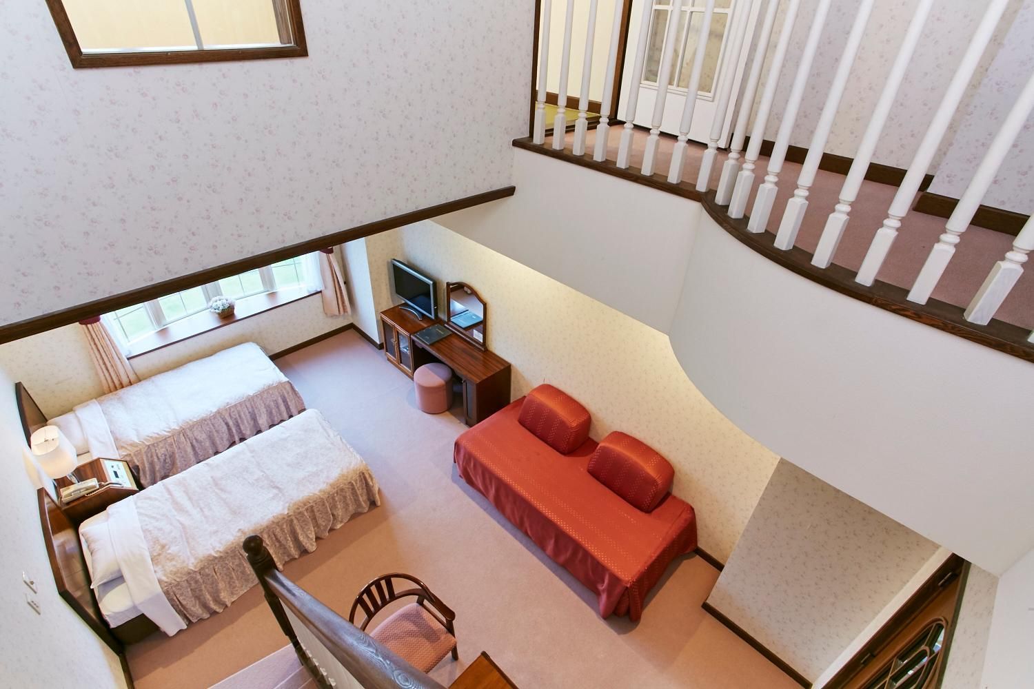 Maisonette Family Room