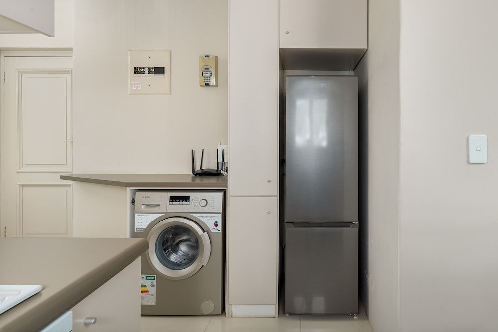 undefined Fairmont And Albany P1 8