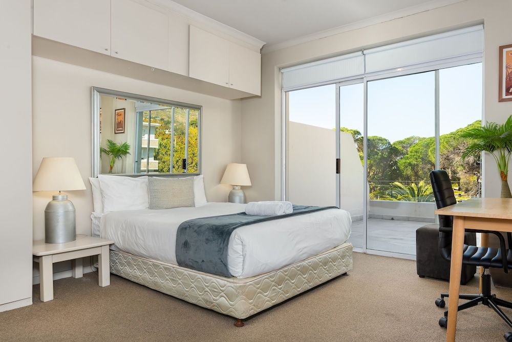 undefined Fairmont And Albany P1 4