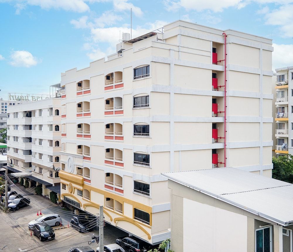 undefined P-Park Hotel Bangkok 2