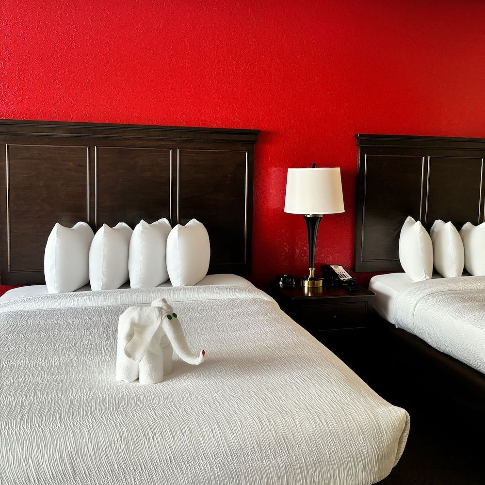 Pier House 60 Clearwater Beach Marina Hotel Room, 2 Queen Beds, Balcony - No View