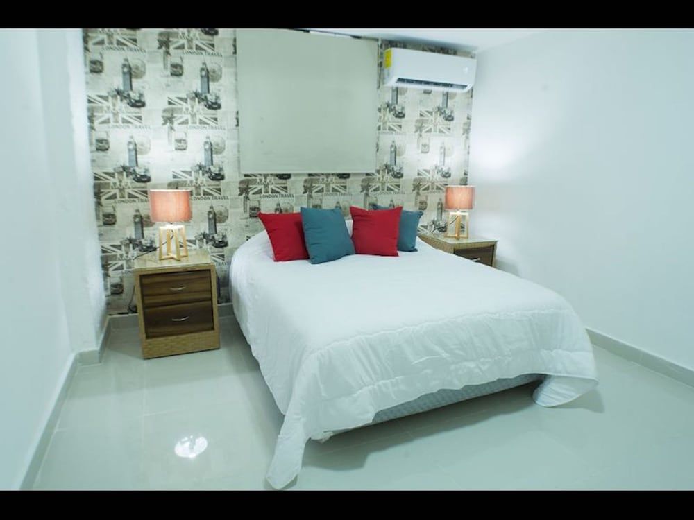 Room, 1 Bedroom, Smoking, City View