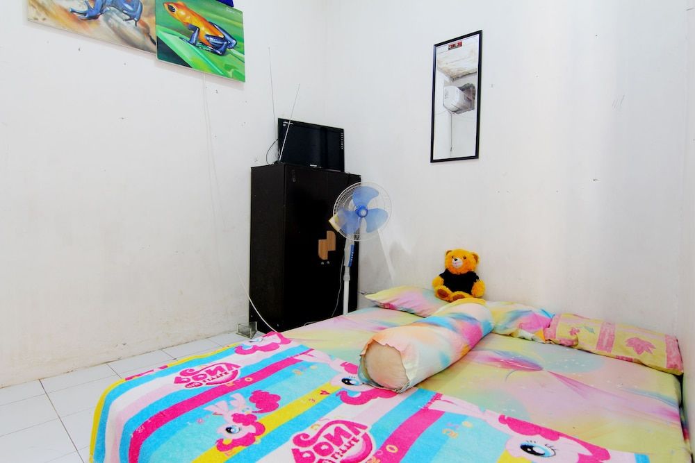 Standard Triple Room, Shared Bathroom