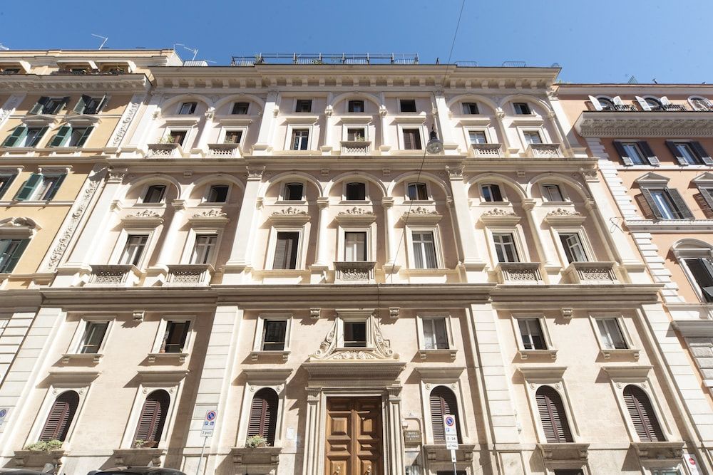 undefined SACCONI PALACE SUITE ROMA 6