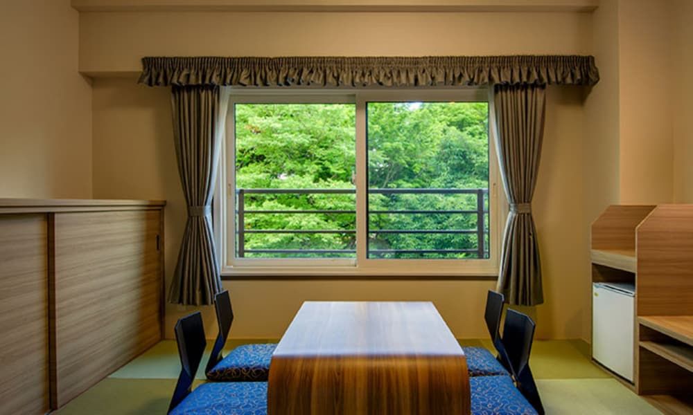 Hotel Green Plaza Hakone Japanese-Western Style Room, Non Smoking, 2 Single and 2 Futon 4