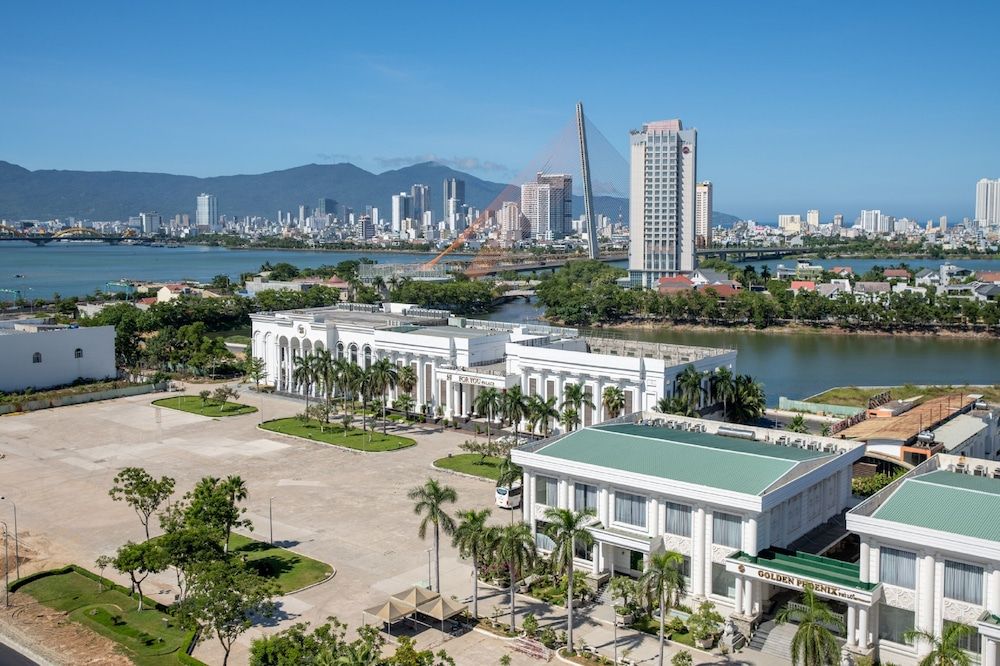 undefined Record Hotel 9