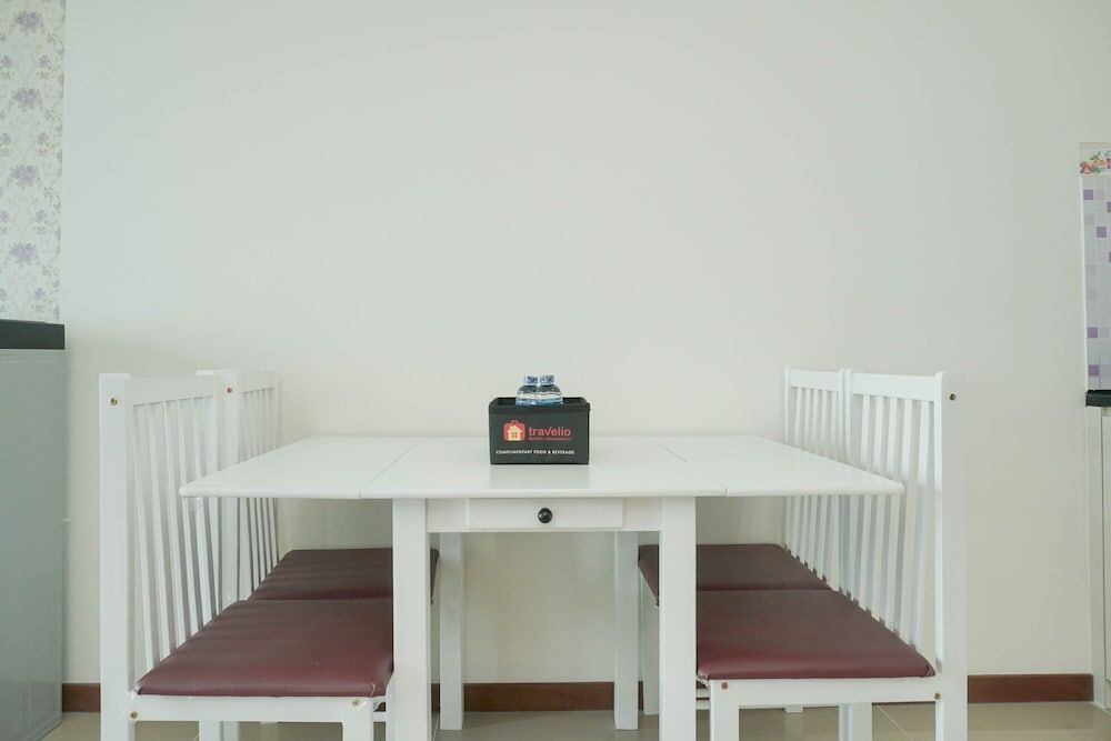 undefined Comfort And Elegant 1Br Green Bay Condominium Apartment 10