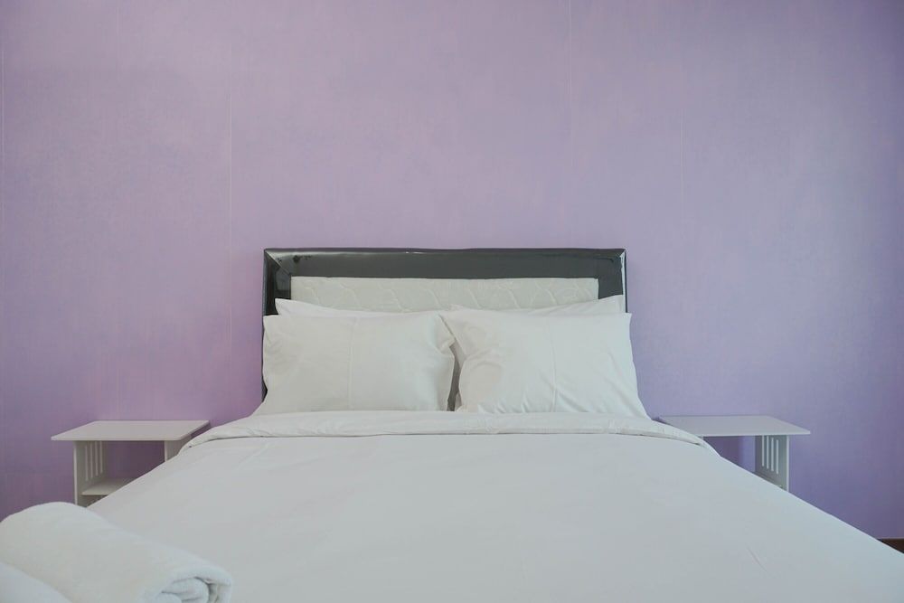 undefined Comfort And Elegant 1Br Green Bay Condominium Apartment 4