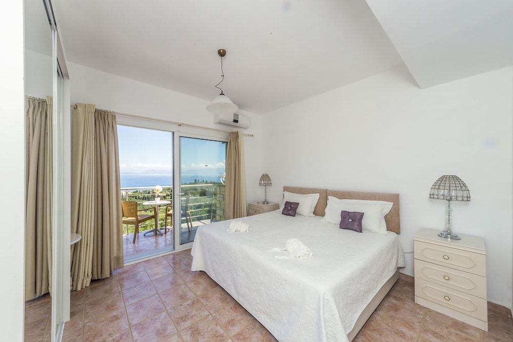 Superior Penthouse, 1 Bedroom, Jetted Tub, Sea View