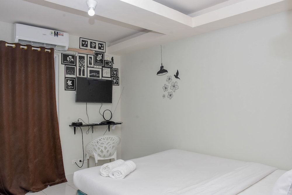 undefined Cozy and Comfy Studio at Amethyst Apartment 3