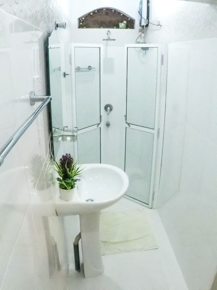 undefined Mrs Wijenayake's Beach Haven Guest House 7