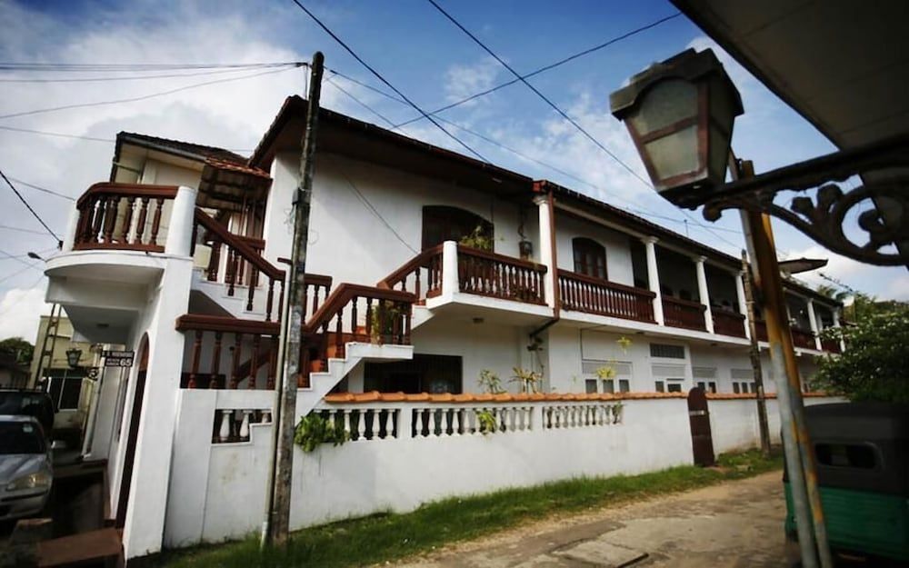 undefined Mrs Wijenayake's Beach Haven Guest House 3