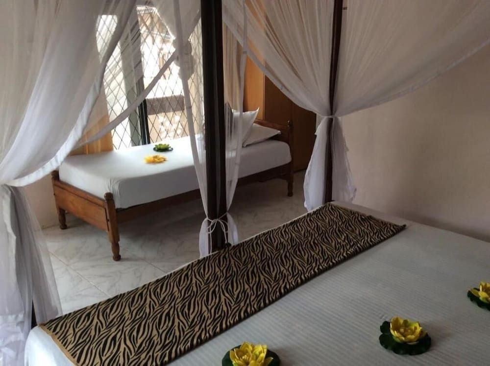 undefined Mrs Wijenayake's Beach Haven Guest House 10