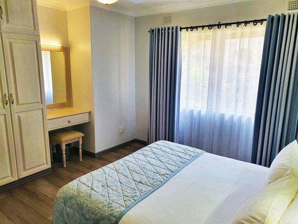 Chalet, 3 Bedrooms, 2 Bathrooms