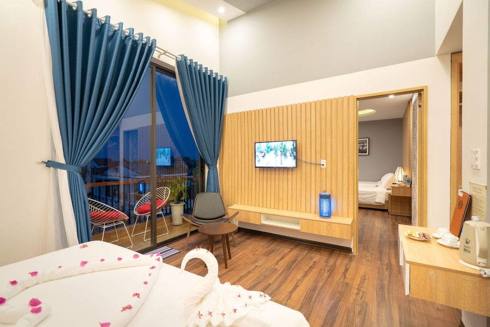 undefined Hoi An Grace River Villa 3