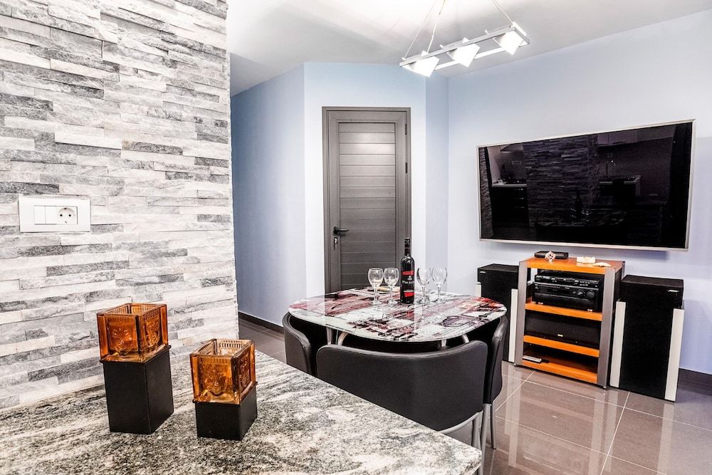 undefined Modern apt Close to Znjan Beach, With big Terrace 5