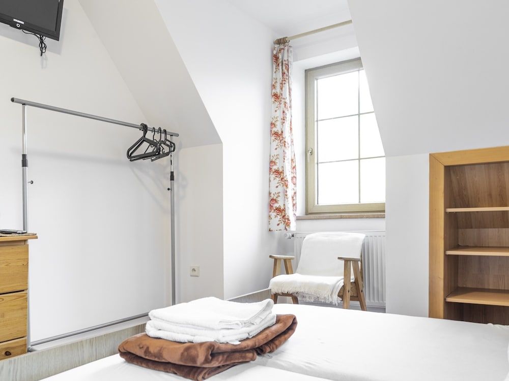 Willa Ślimakówka Basic Double or Twin Room, Shared Bathroom 2