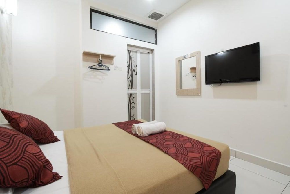 Deluxe Queen Room, No Window