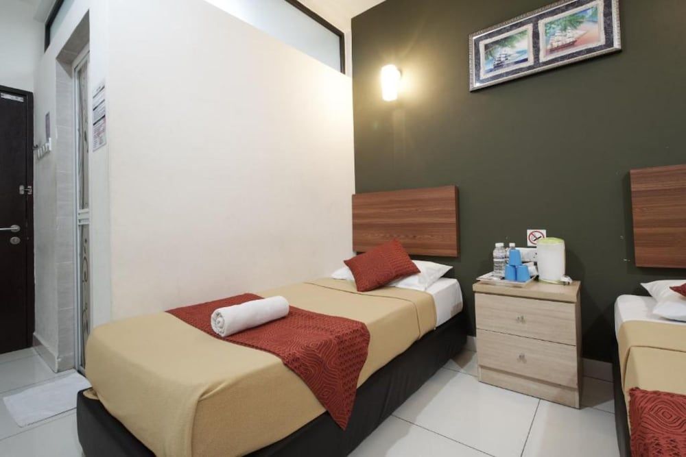 COOP Hotel Putrajaya & Cyberjaya Family Deluxe Room, No Window 5