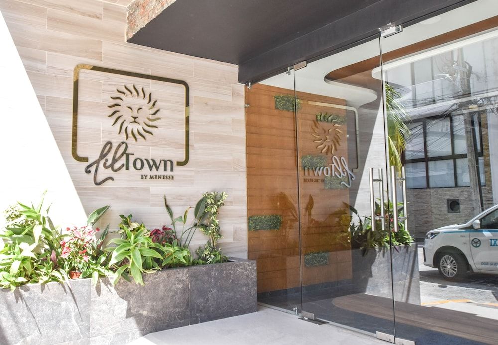 undefined Lil town Menesse by Casago 4