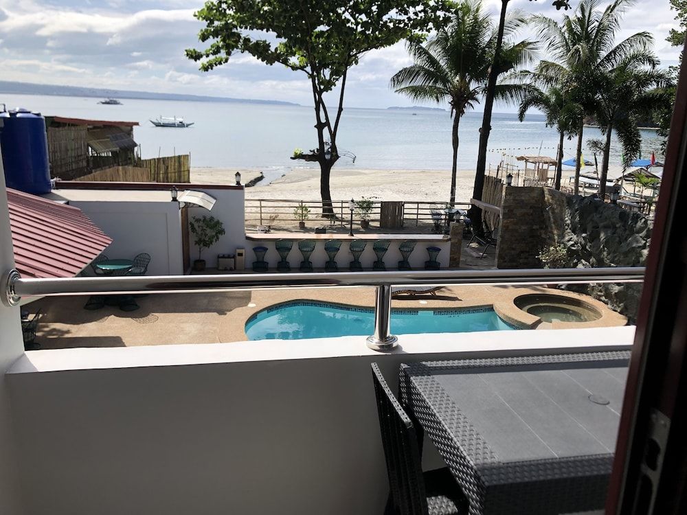 Out Back Superior Room 2