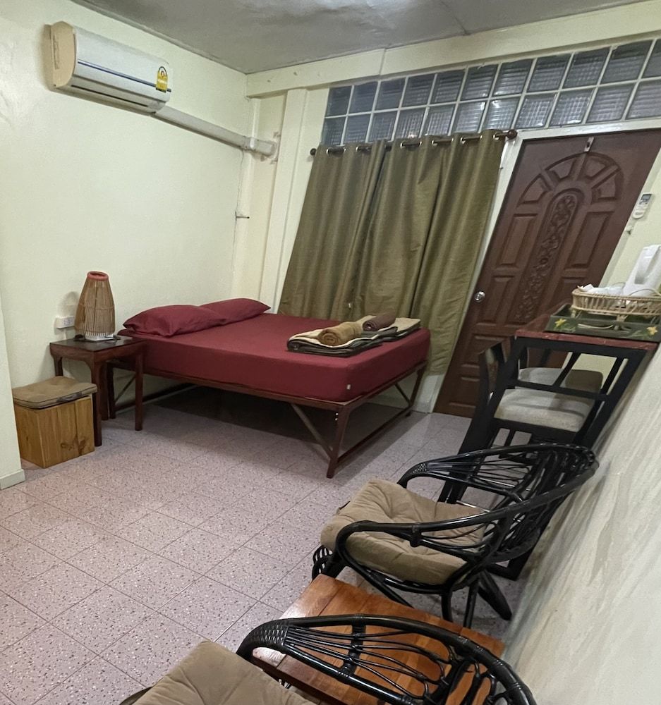 Hidden Lumpu Economy Double Room 2