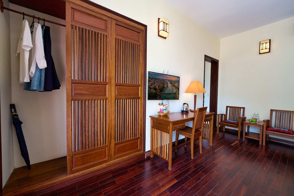 The Muse House Deluxe Double or Twin Room 6