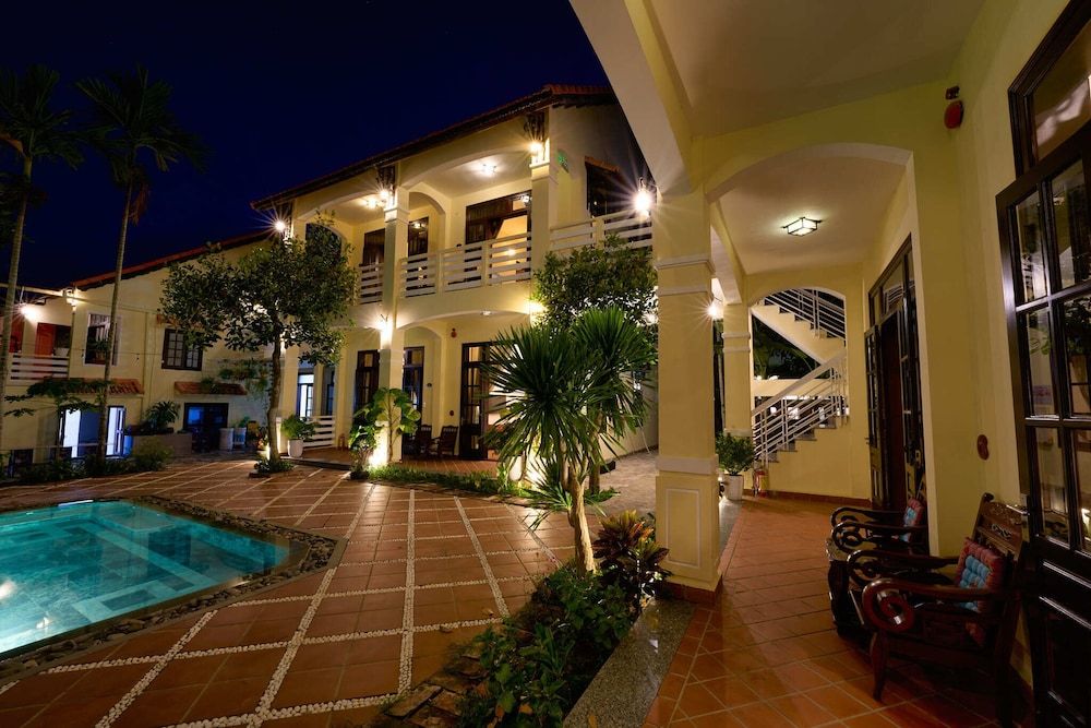 undefined The Muse House 8