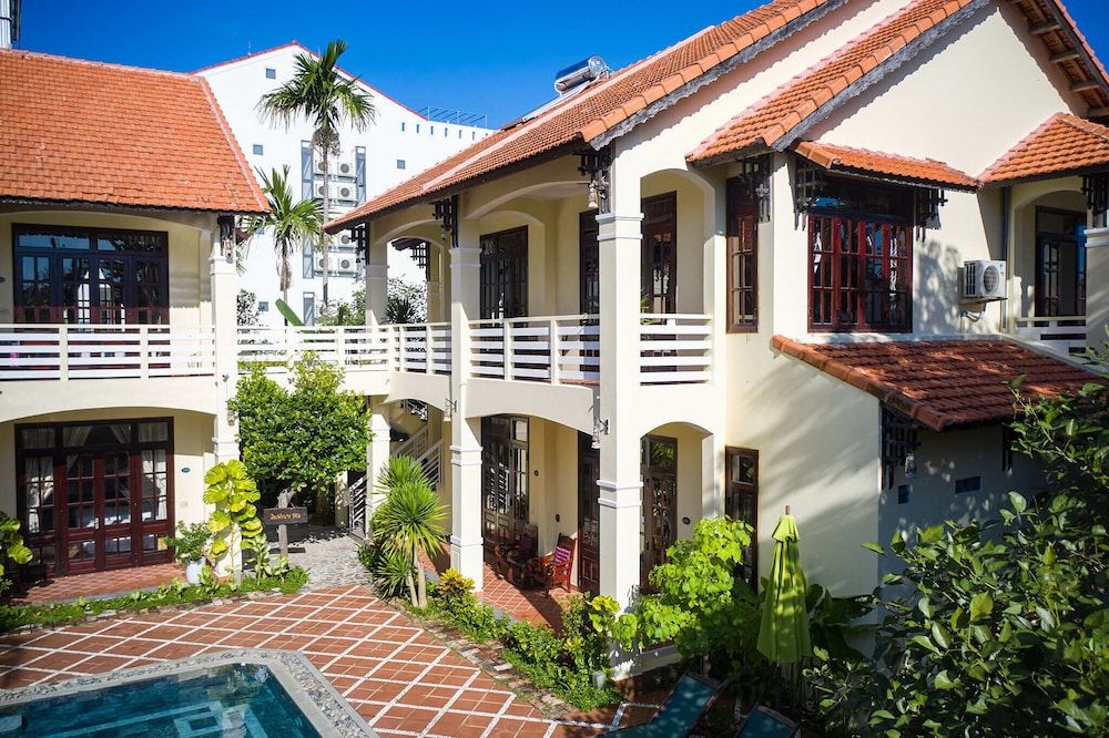 undefined The Muse House 10
