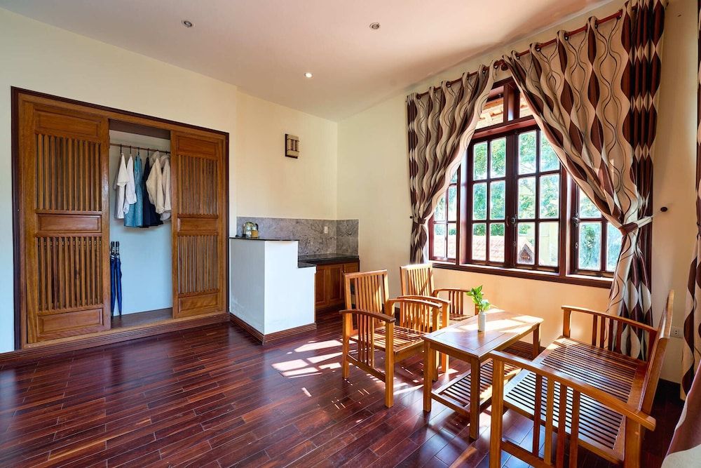 The Muse House Deluxe Double or Twin Room 6