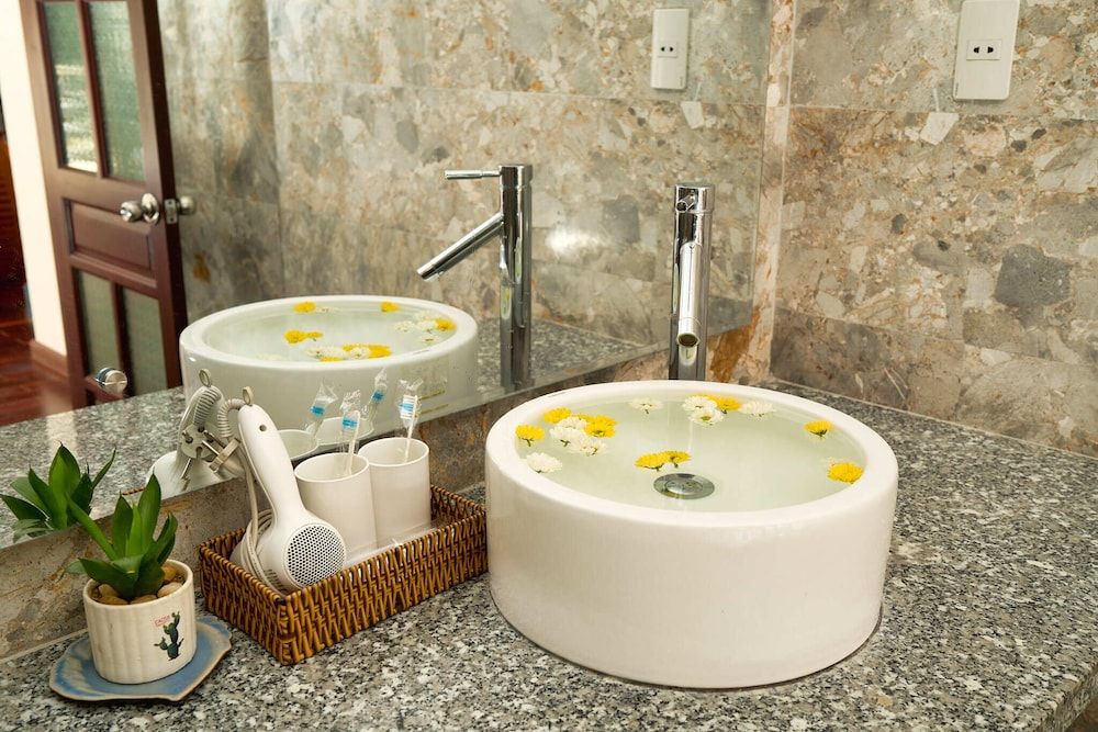 The Muse House Deluxe Double or Twin Room 4