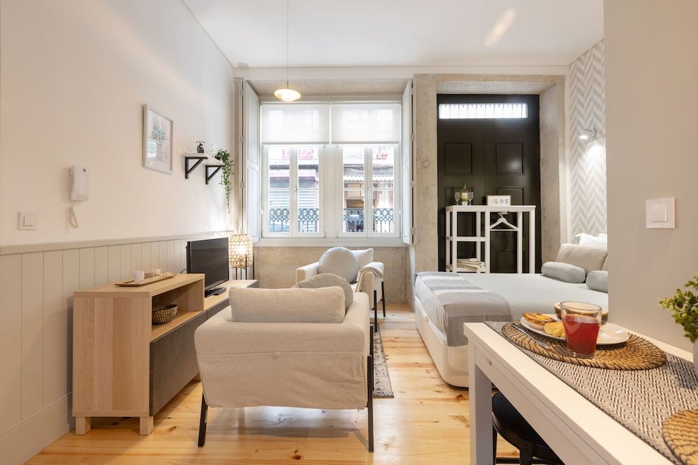 undefined Sol Modern Studio at Batalha Metro