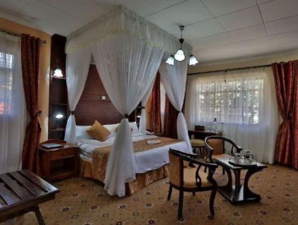 undefined Cold Springs Boutique Hotel - Karen 4